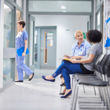 ¿Se puede utilizar la asistencia sanitaria del NHS con un permiso de estancia en el Reino Unido?