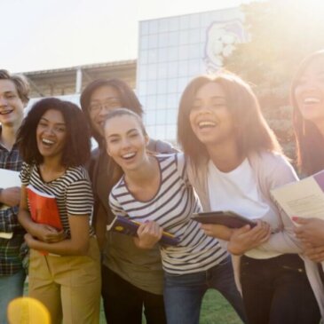 El bajo número de participantes en la movilidad juvenil en el Reino Unido en 2023 alimenta la esperanza de un acuerdo de movilidad juvenil con la UE